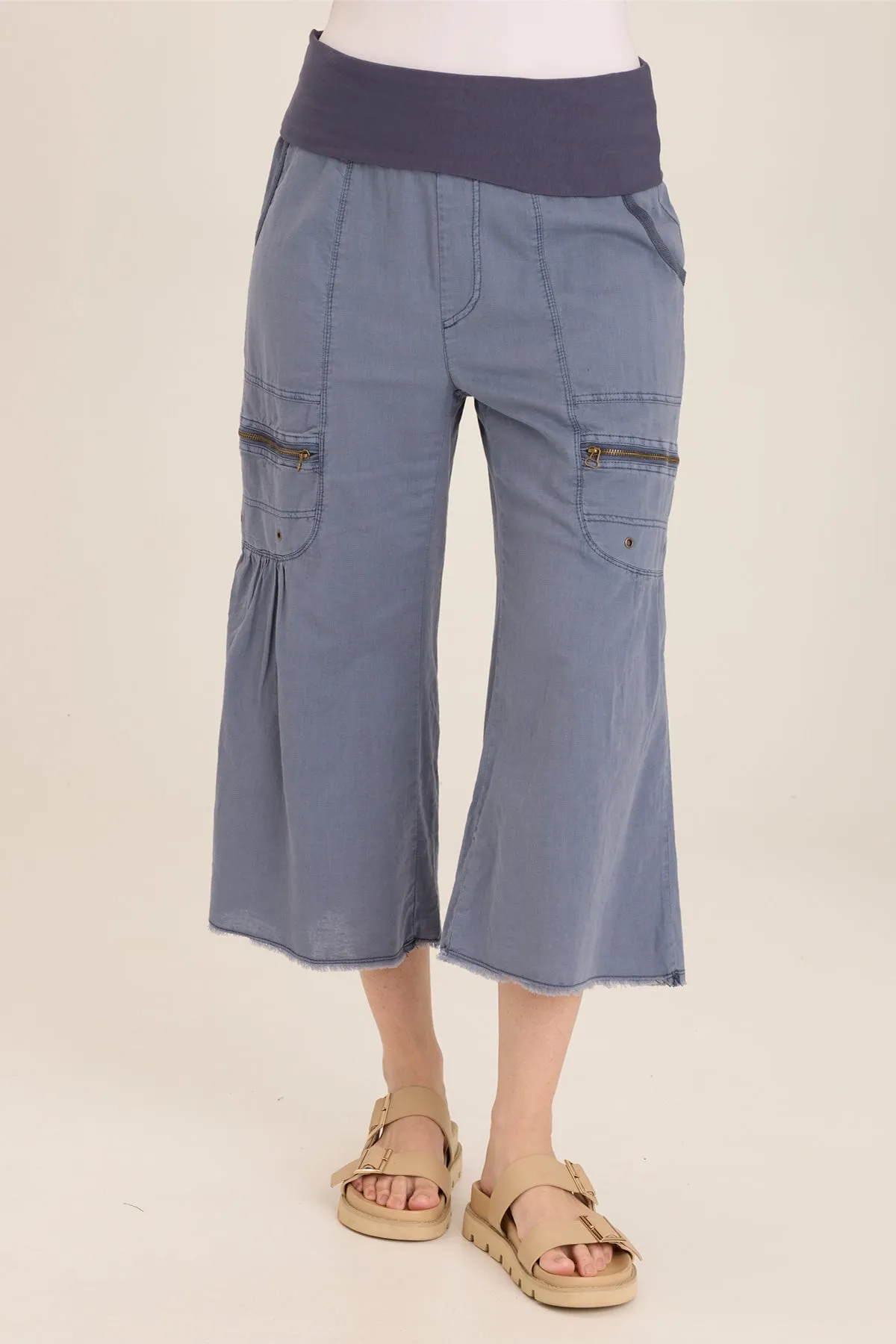 Pasqual Cotton Linen Flowy Cargo Crop