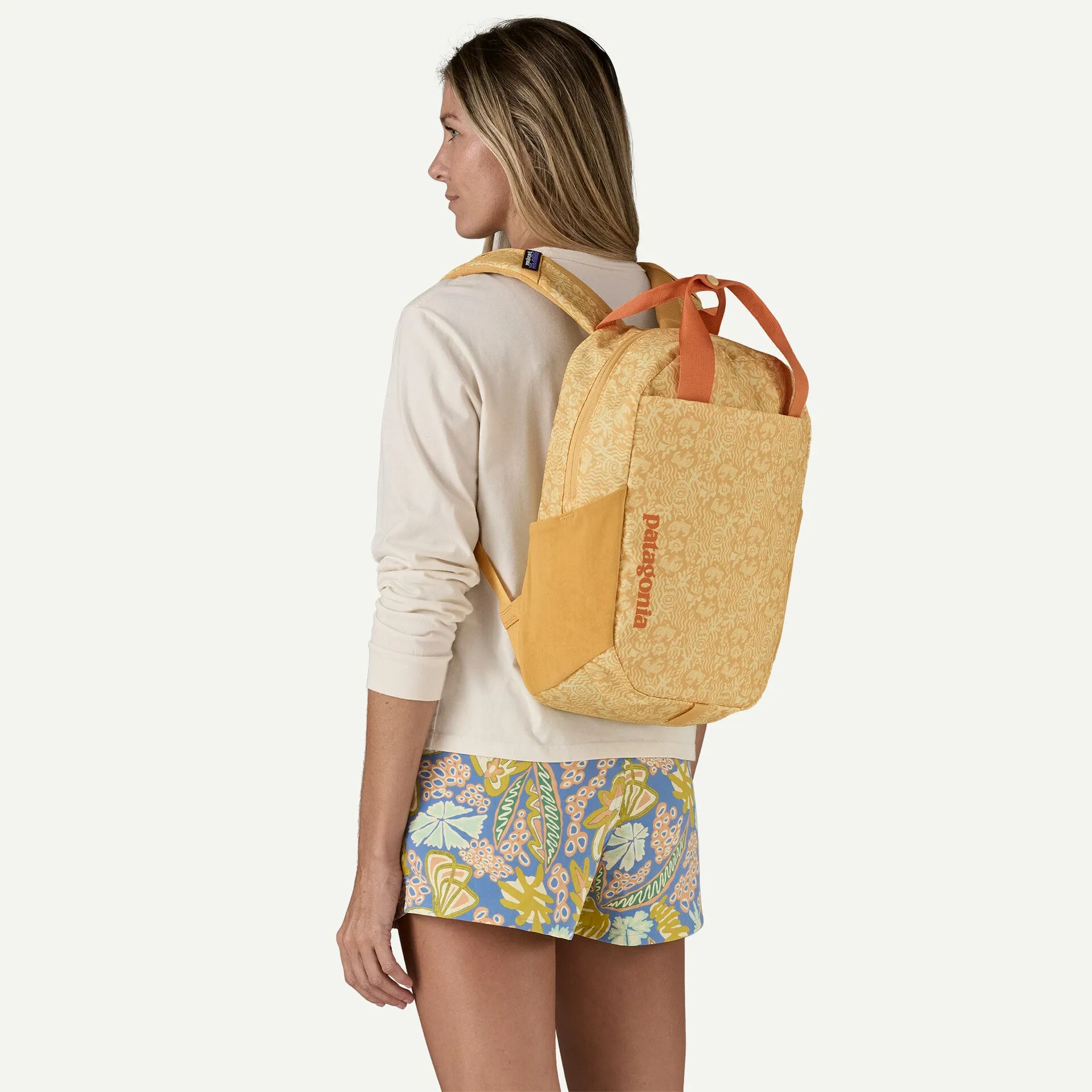 Patagonia Atom Tote Pack 20L Mountain Breeze: Buttercup Yellow