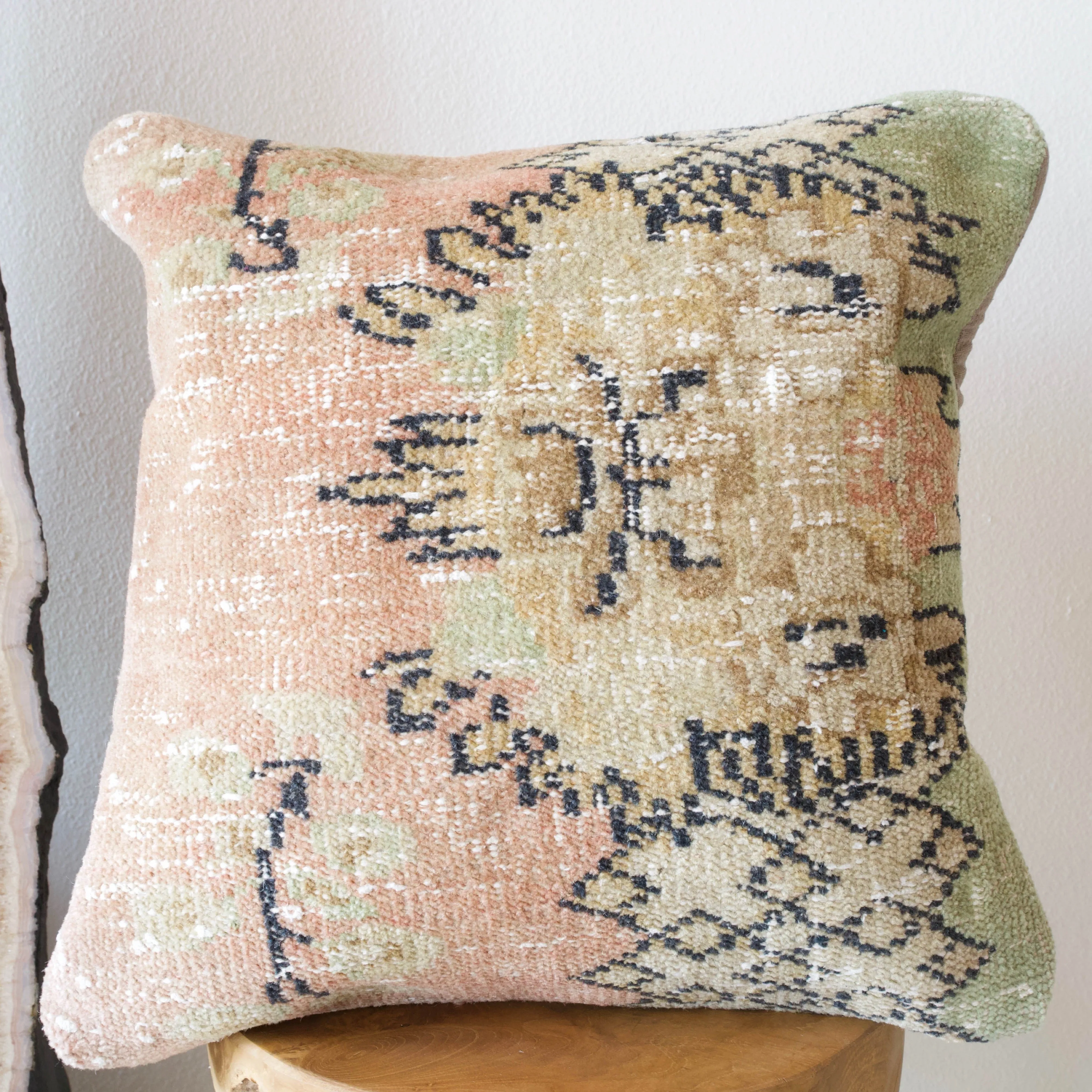 Pile Rug Pillow 20"x20"