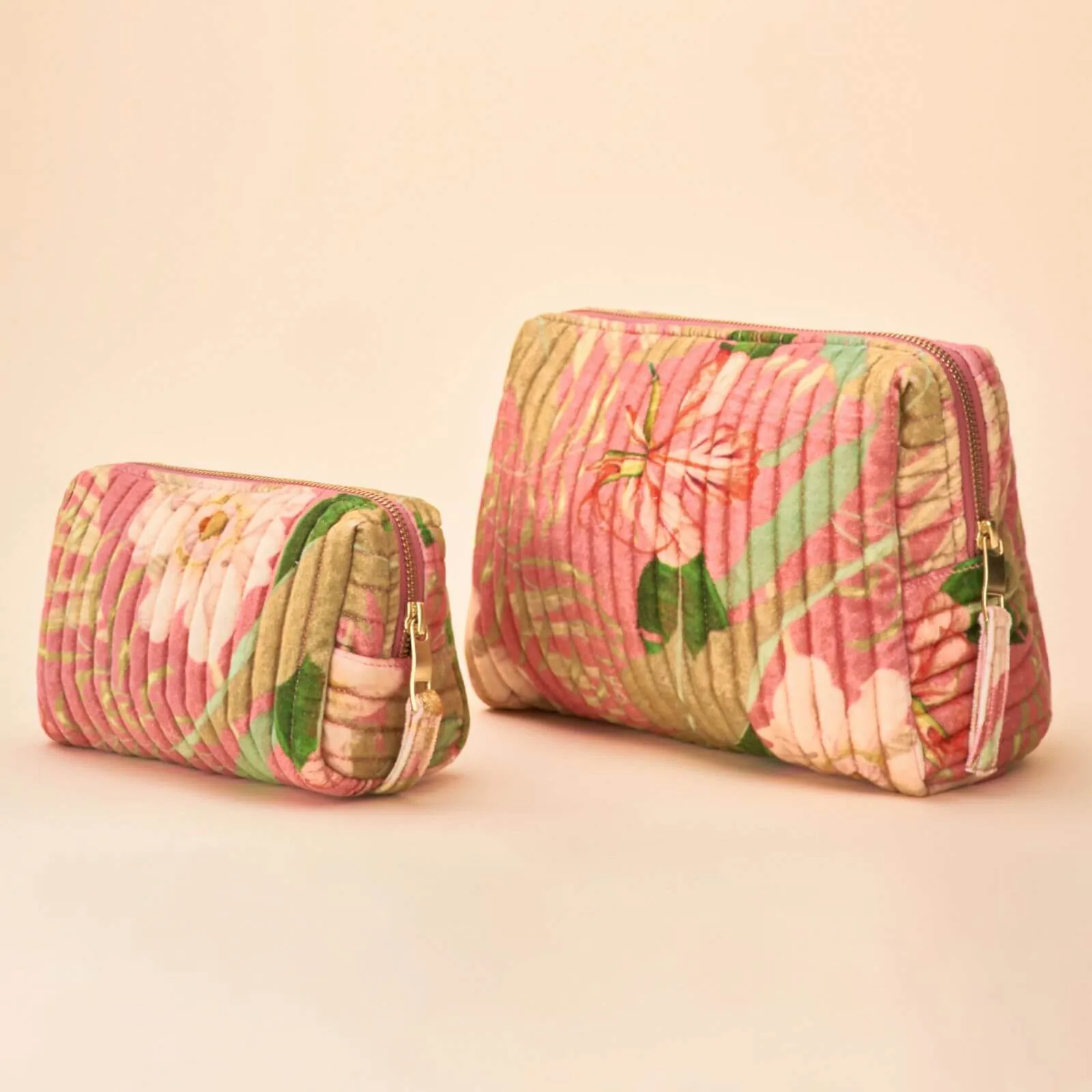 Powder Delicate Tropical Quilted Velvet Vanity Bag - Candy