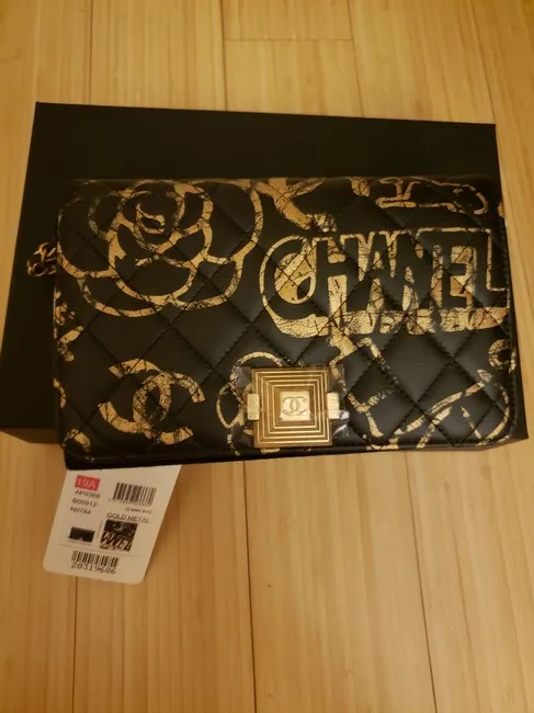 PREOWNED Chanel Graffiti Wallet on a Chain