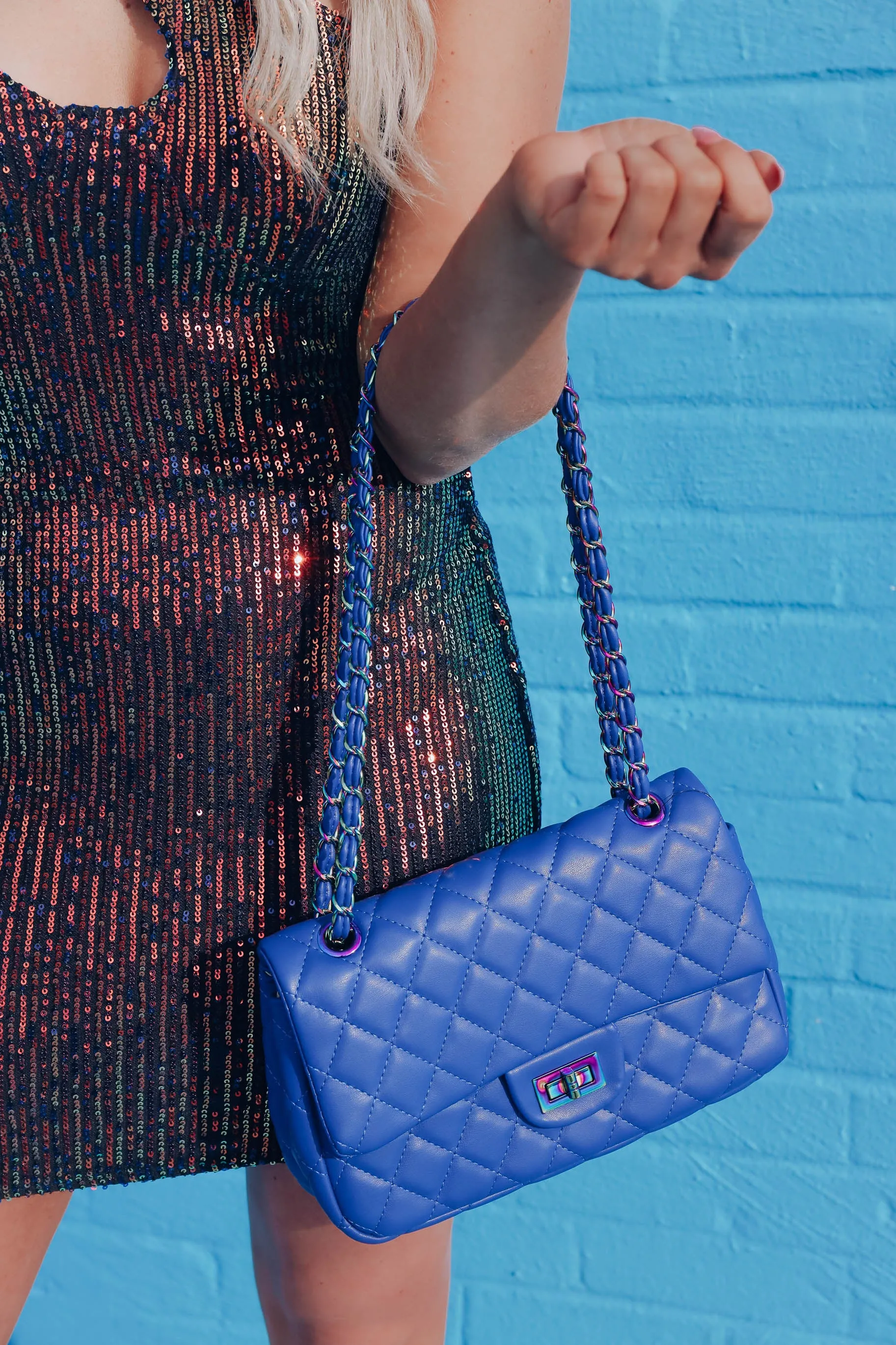 Quilted Hologram Chain Shoulder Bag - Cobalt