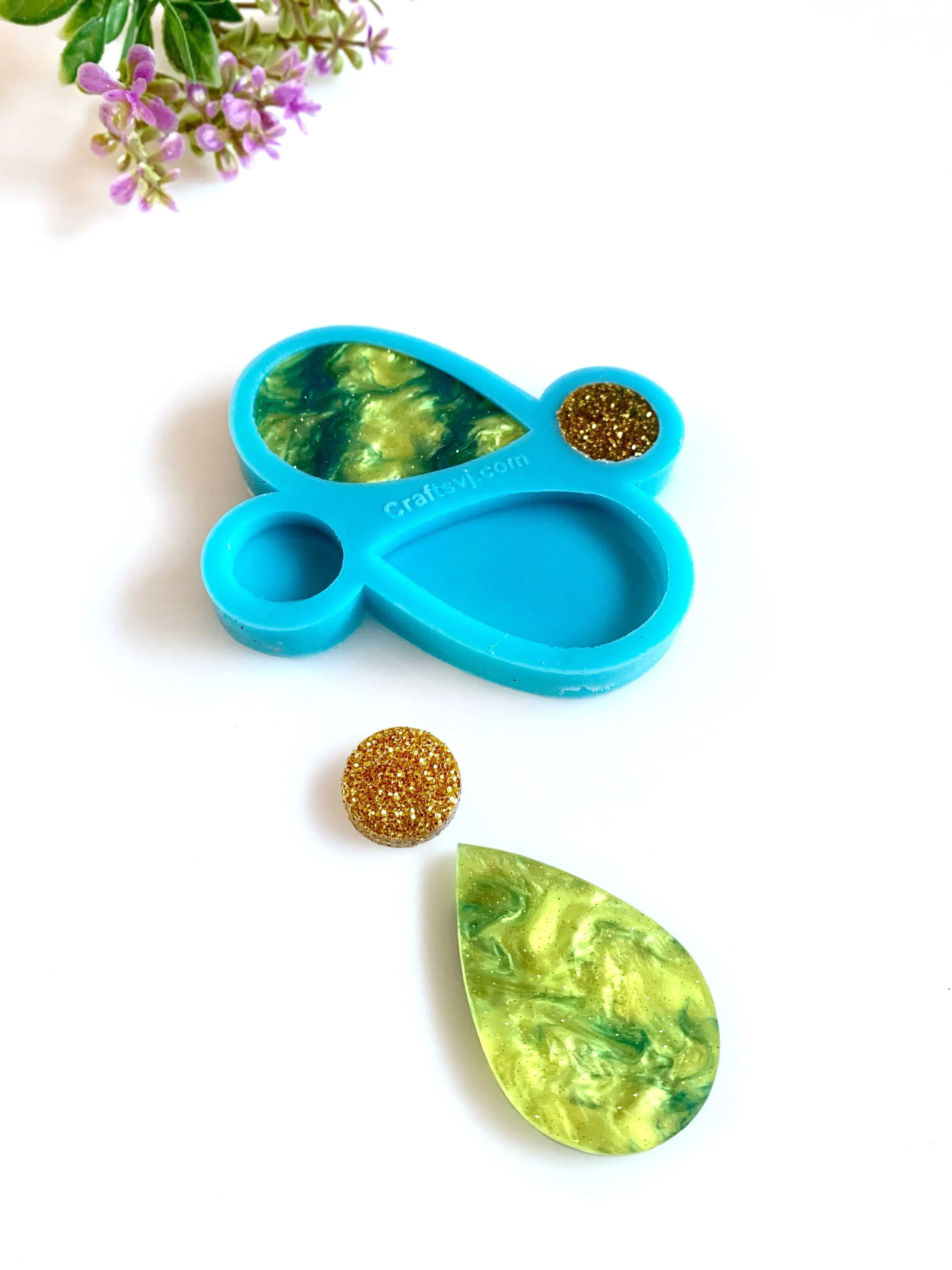 Raindrop and circle silicone mold for earrings / Molde de silicón de gota y círculo