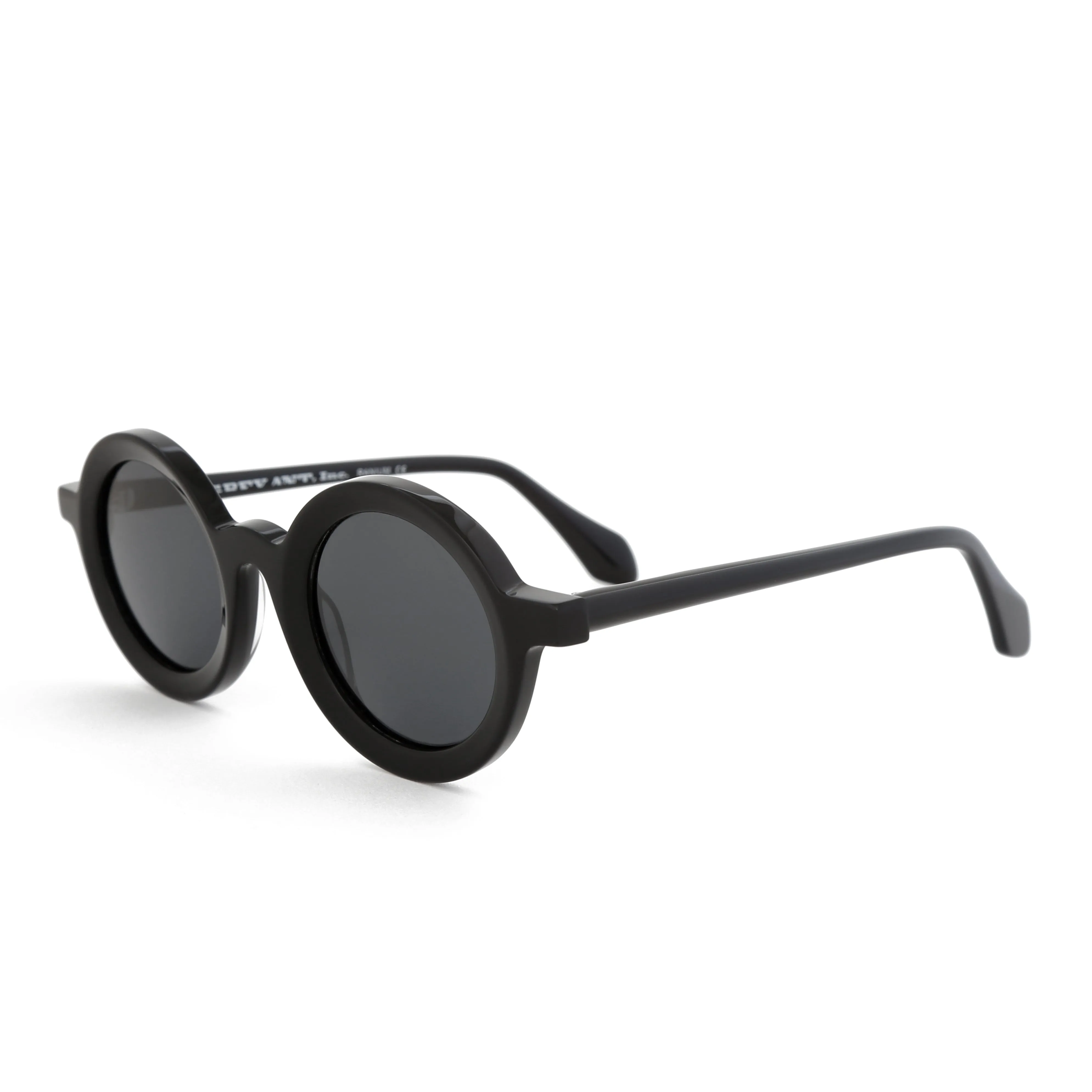 RANIUM: BLACK