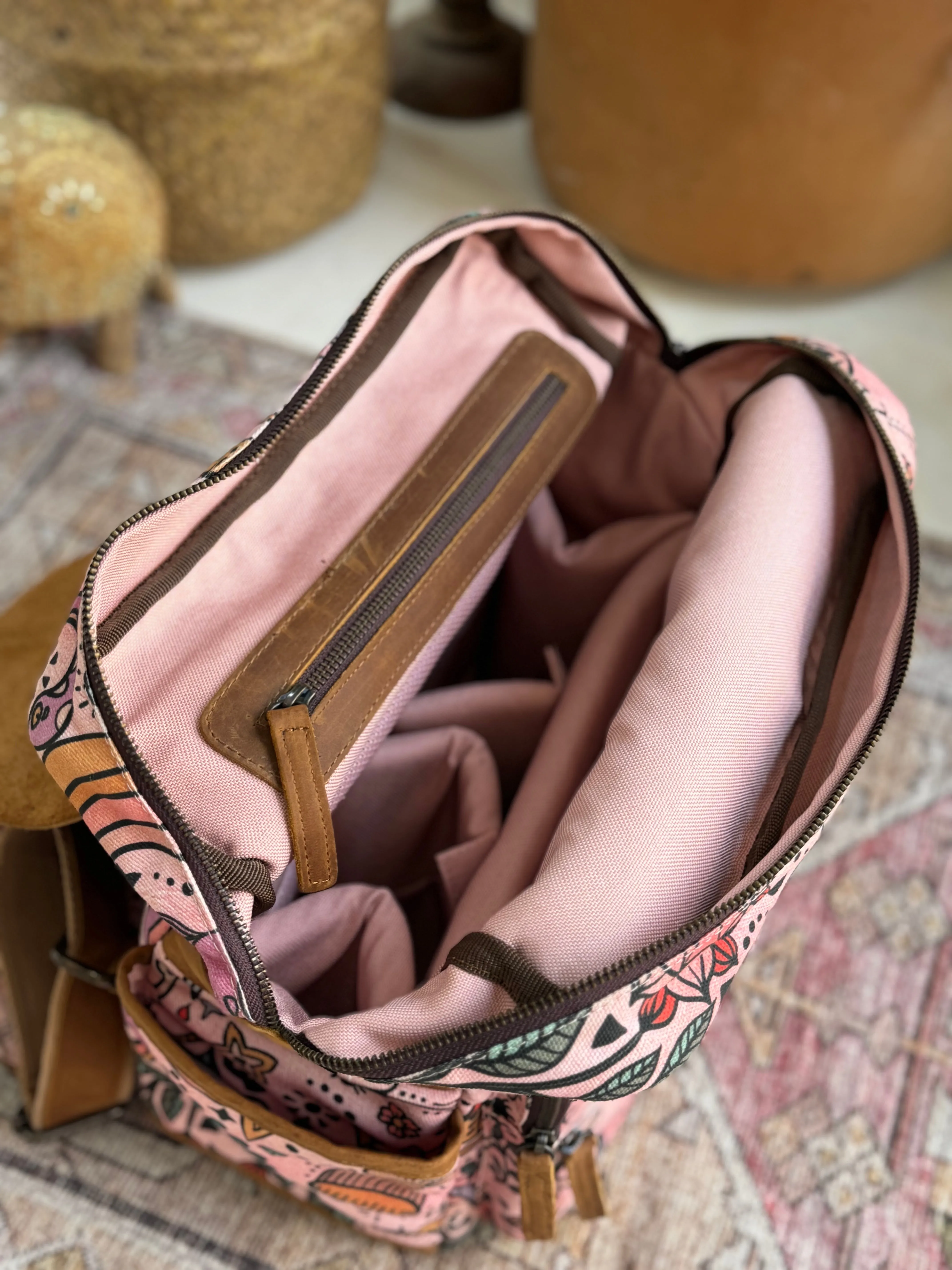 Roam Backpack - Pink Magic