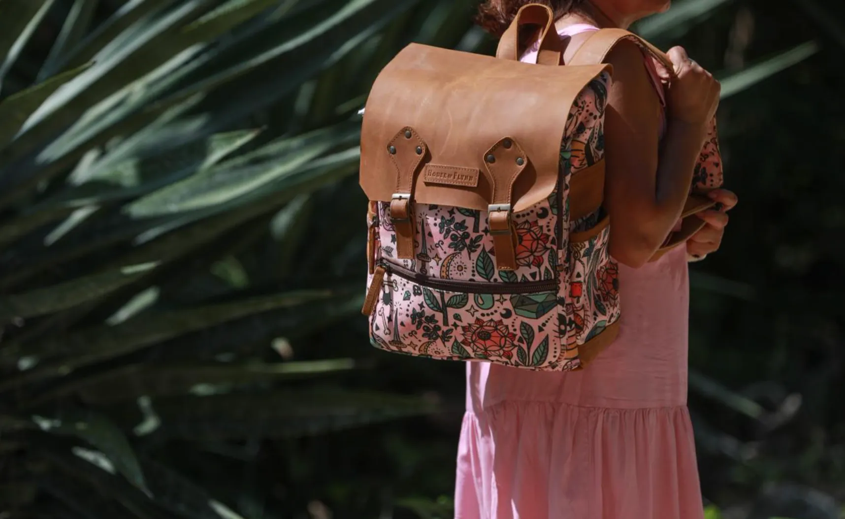 Roam Backpack - Pink Magic