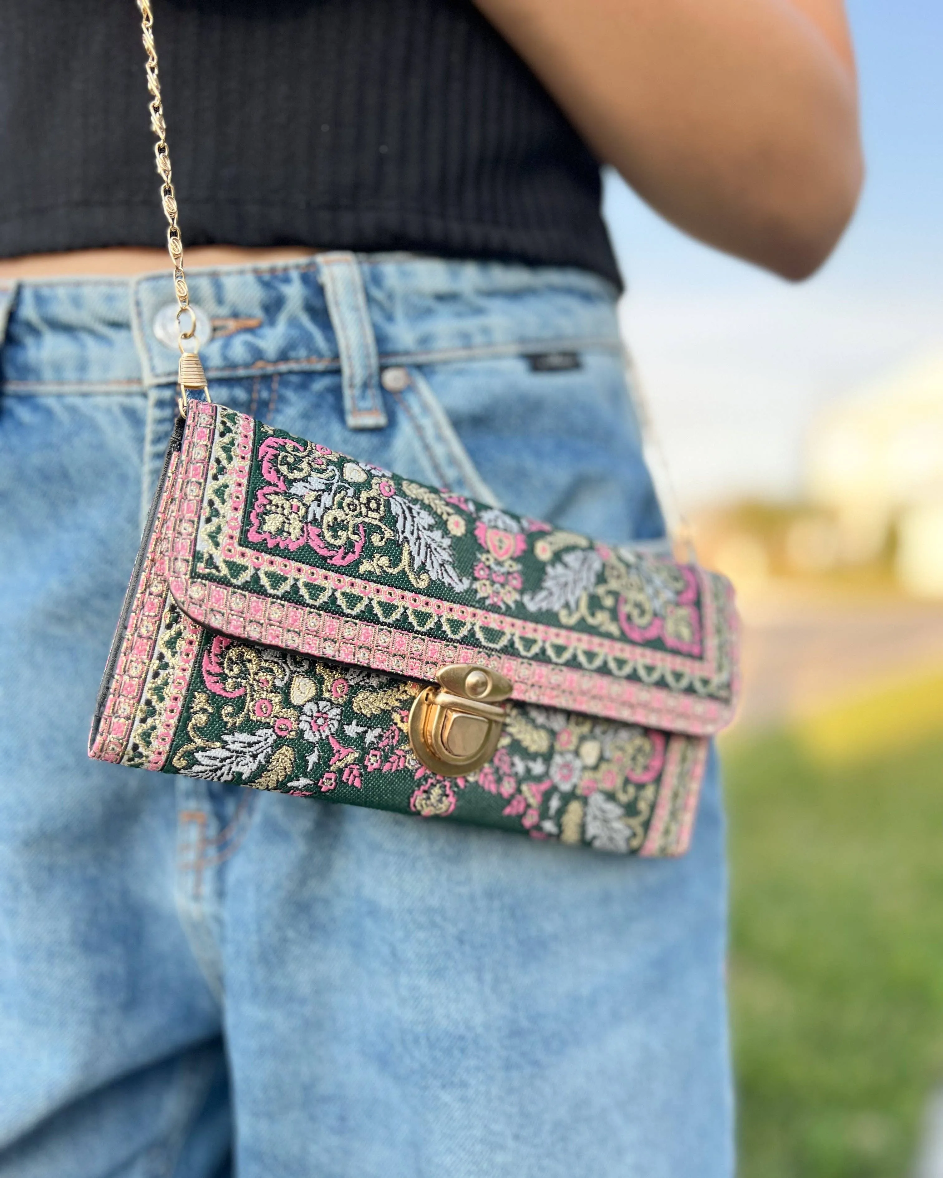 RUGCBAG-025 - Boho Cute Crossbody Bag