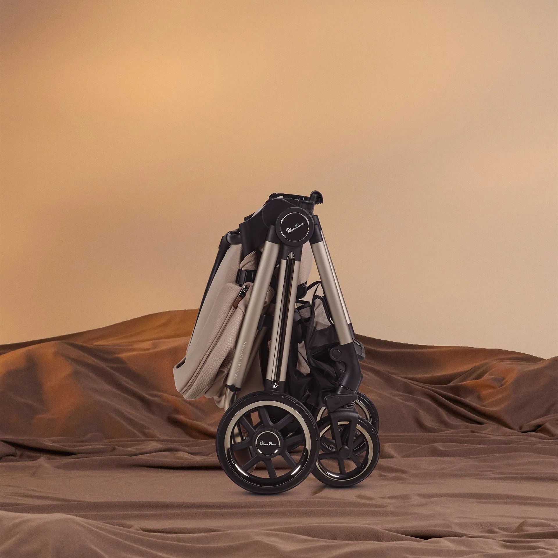 Silver Cross Reef 2 Special Edition Cybex Travel System in Frappe