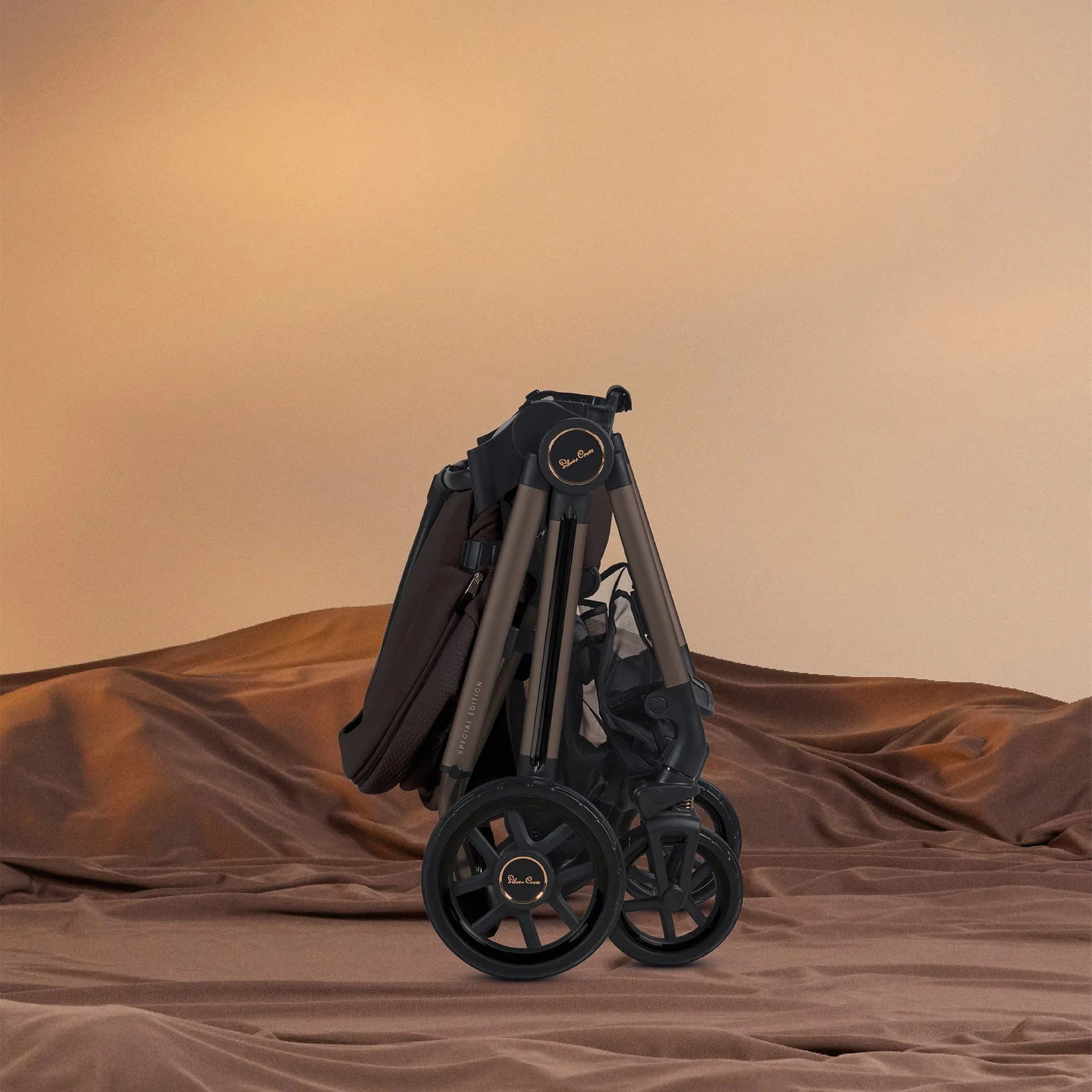 Silver Cross Reef 2 Special Edition Cybex Travel System in Ganache