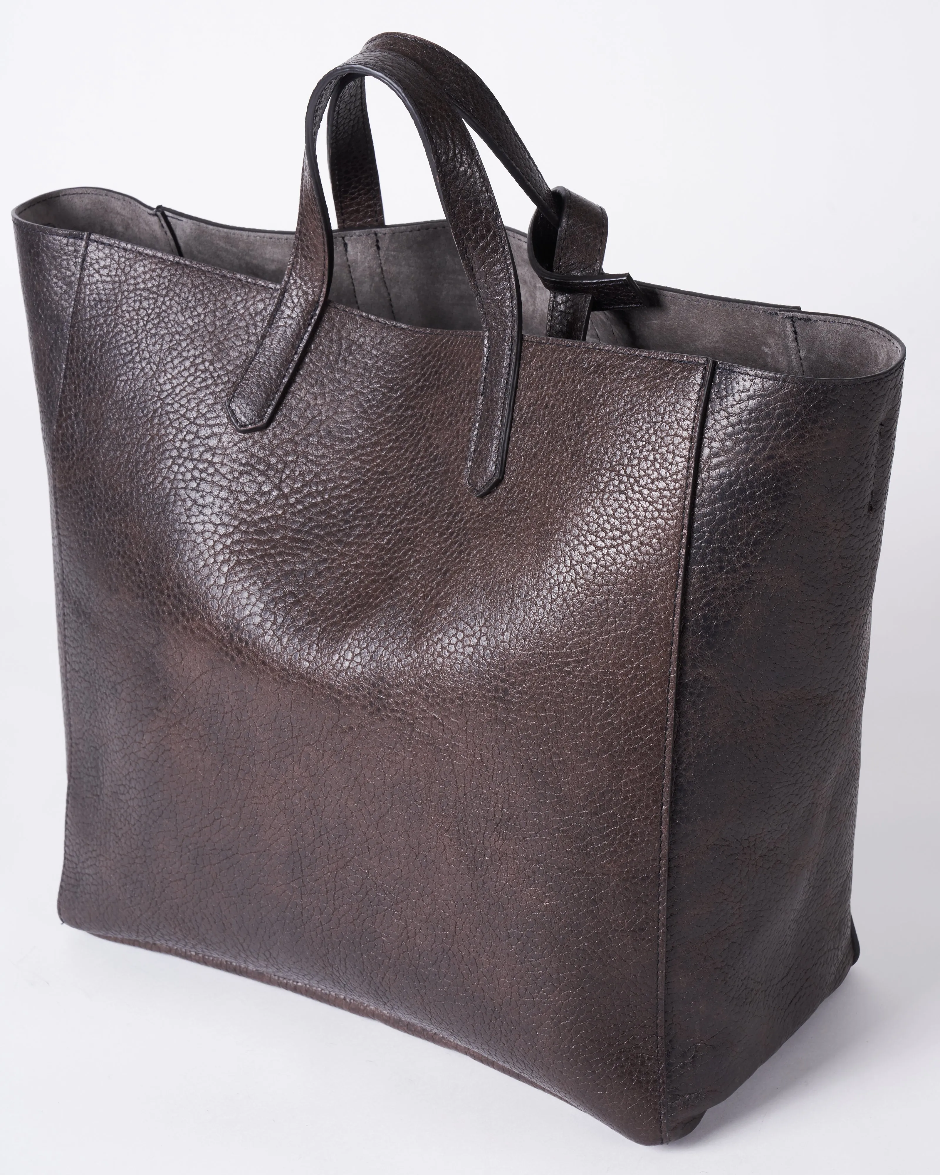 slouchy tote - graphite ovino