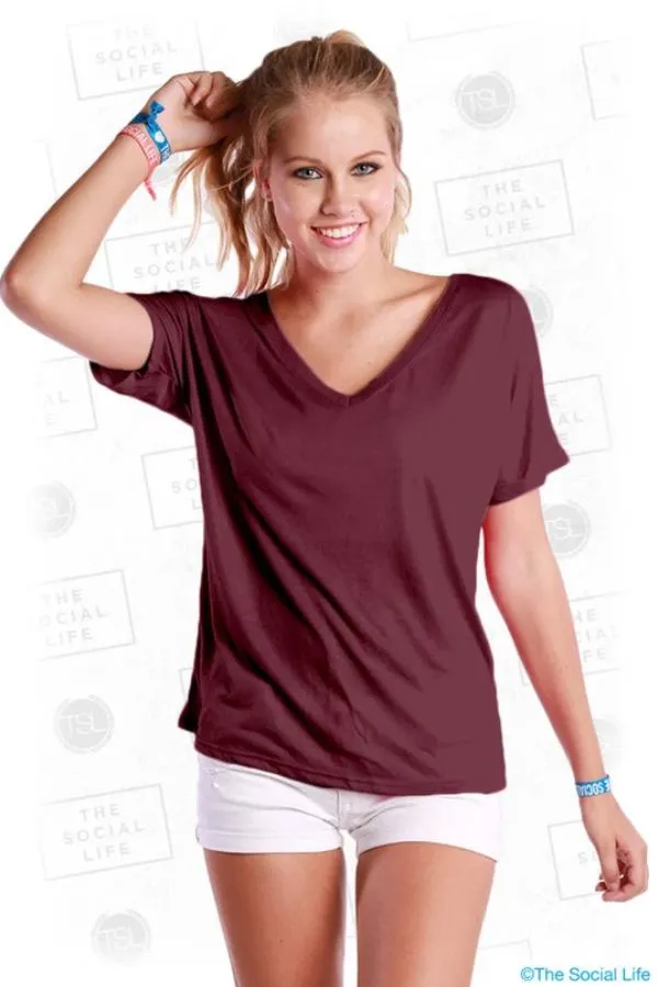 SLOUCHY V-NECK TEE