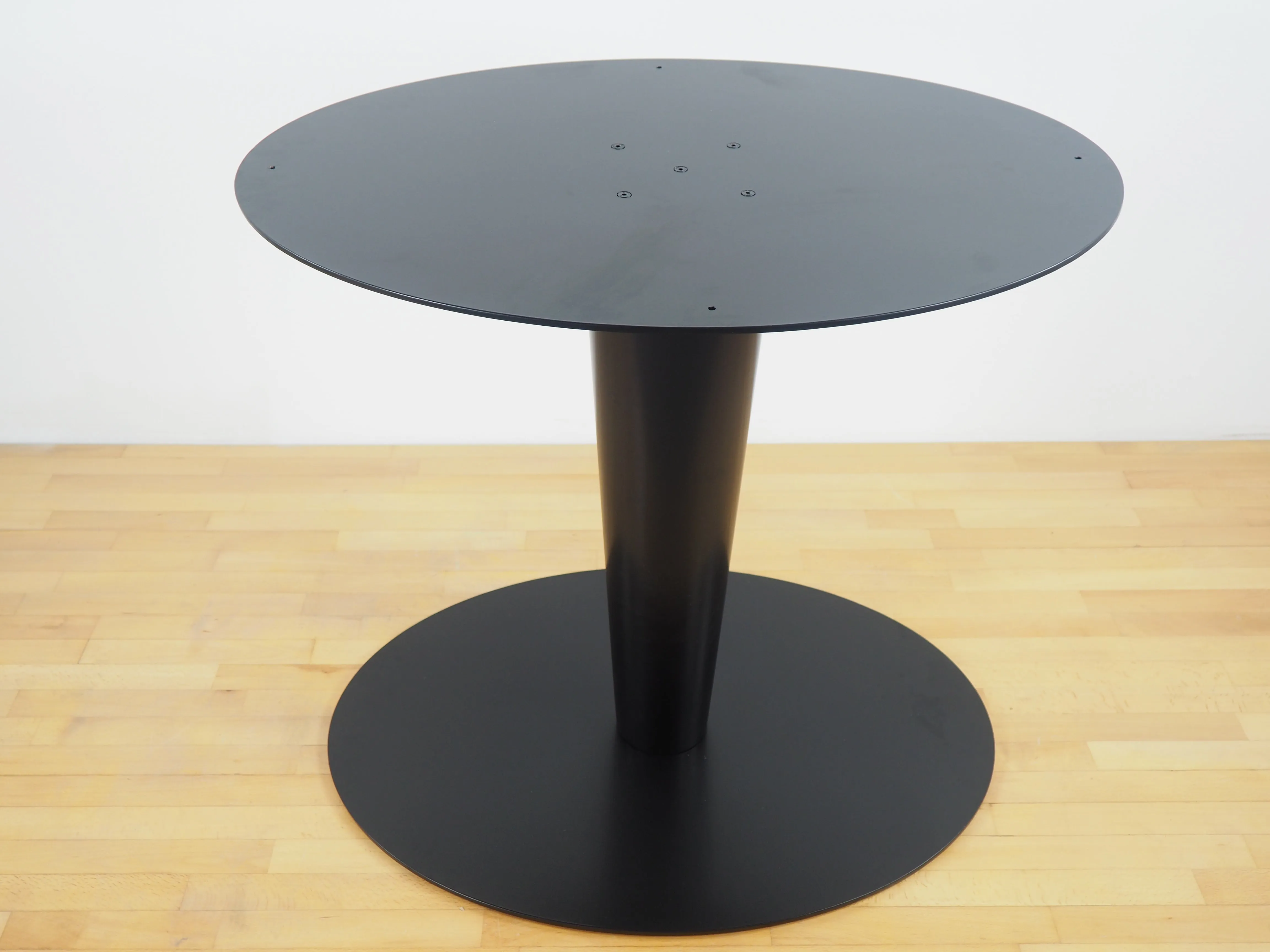 Steel Table Base , Round Table Pedestal, TULIP 28 by Balasagun