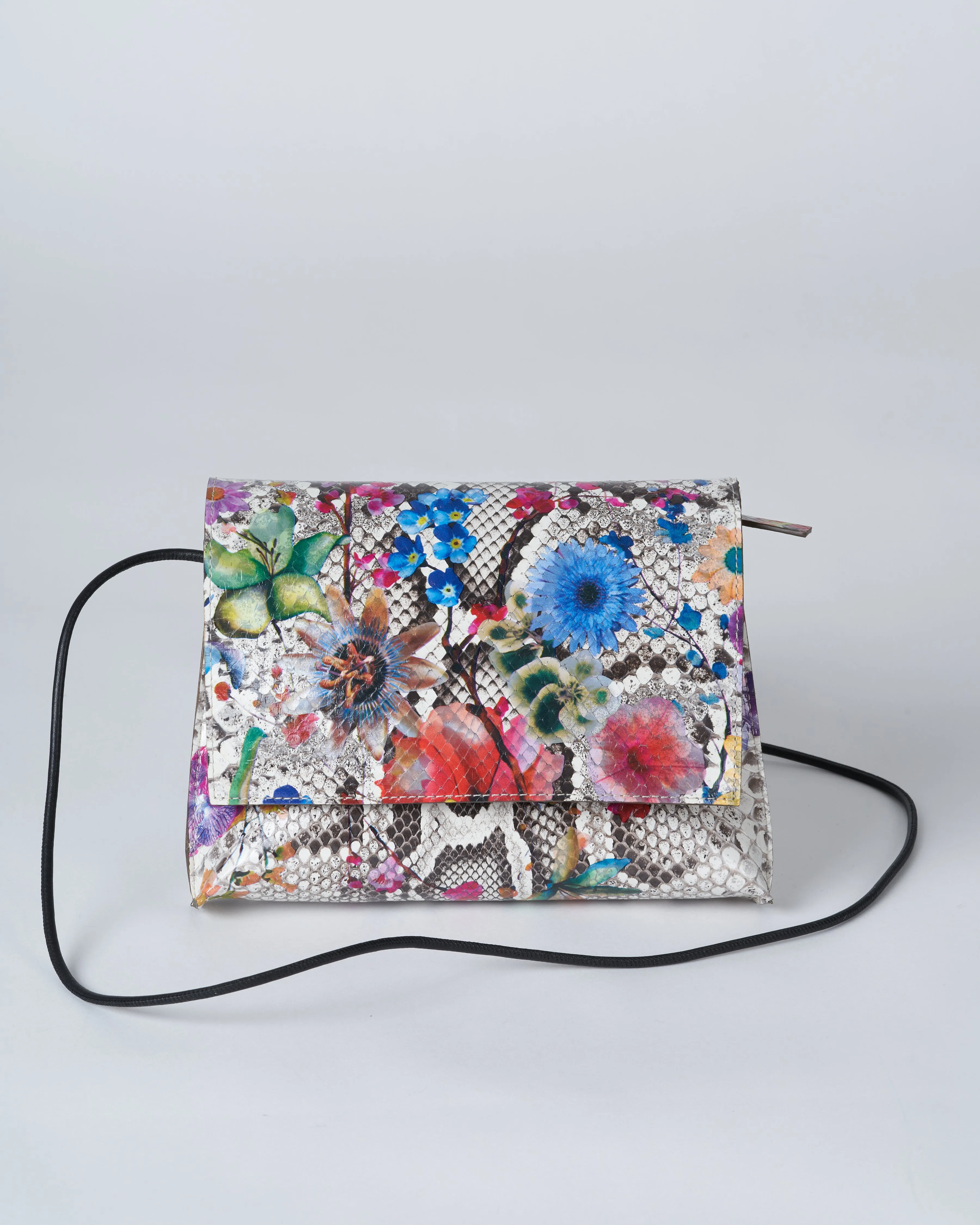 strappy foldover - floral python