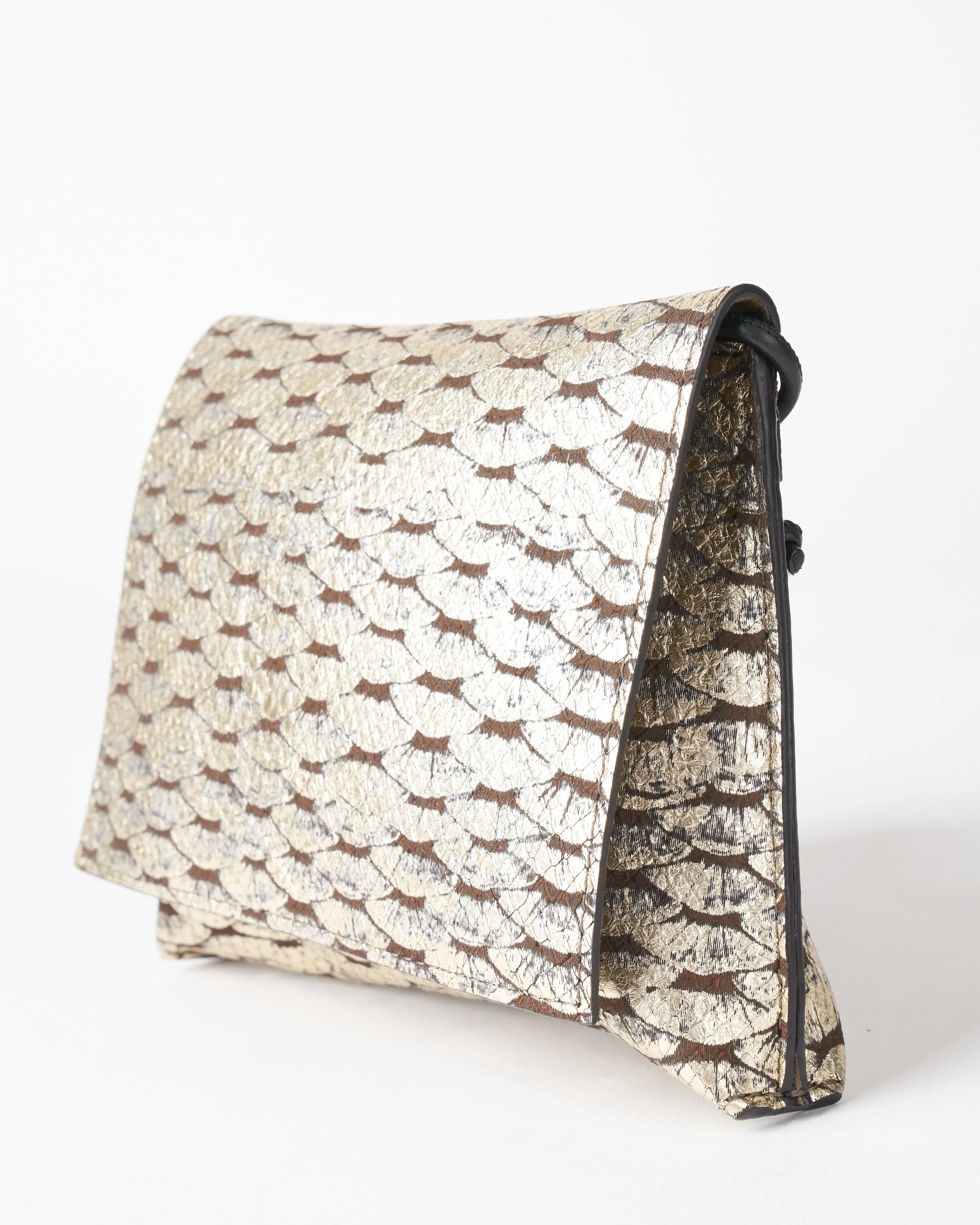 strappy foldover - silver leaf