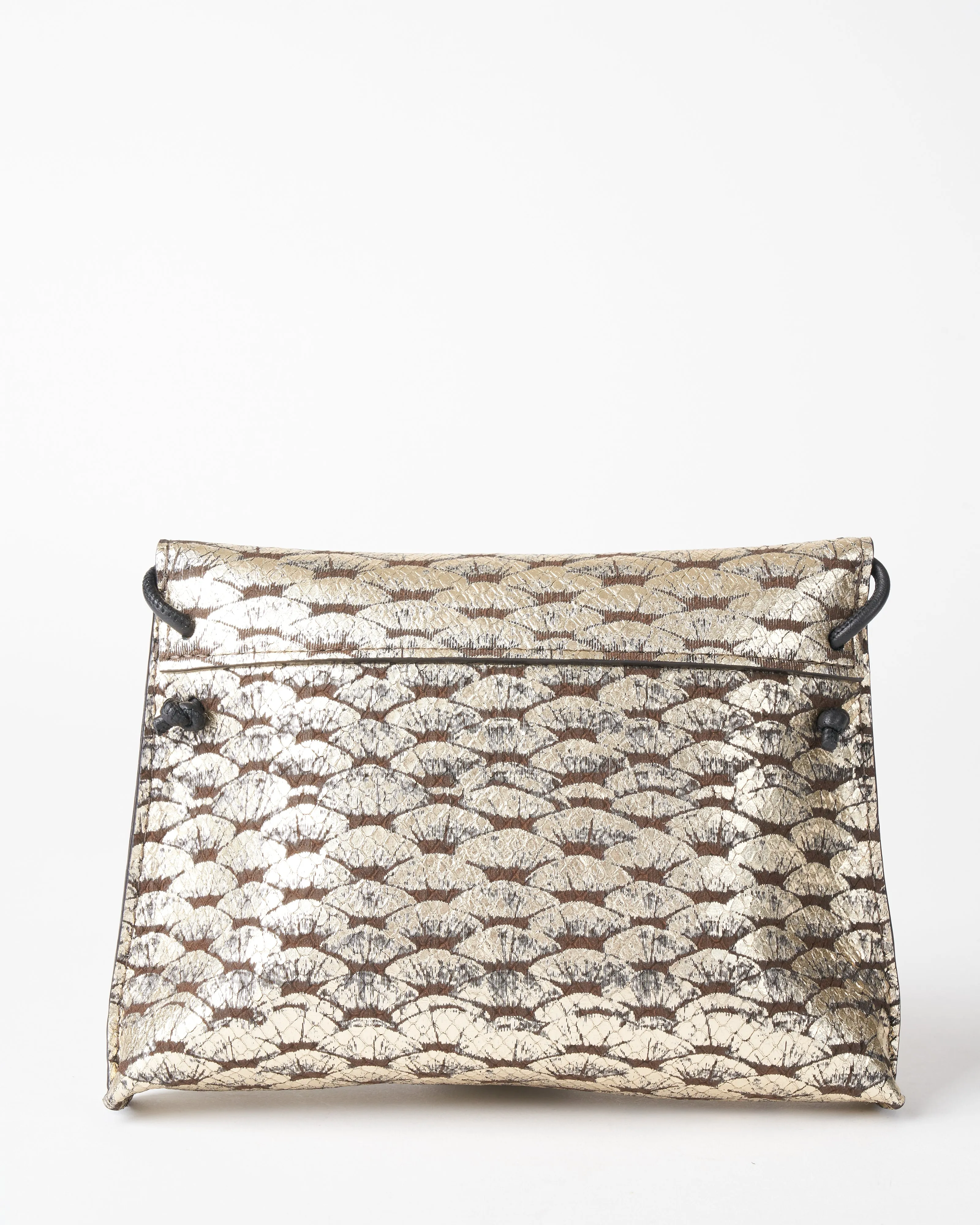 strappy foldover - silver leaf