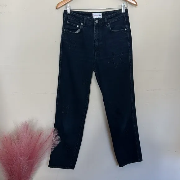 Sundry • star embroidered ankle jeans