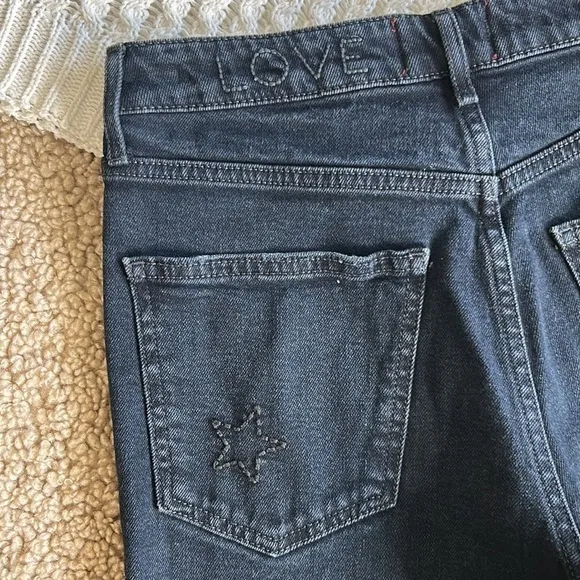 Sundry • star embroidered ankle jeans