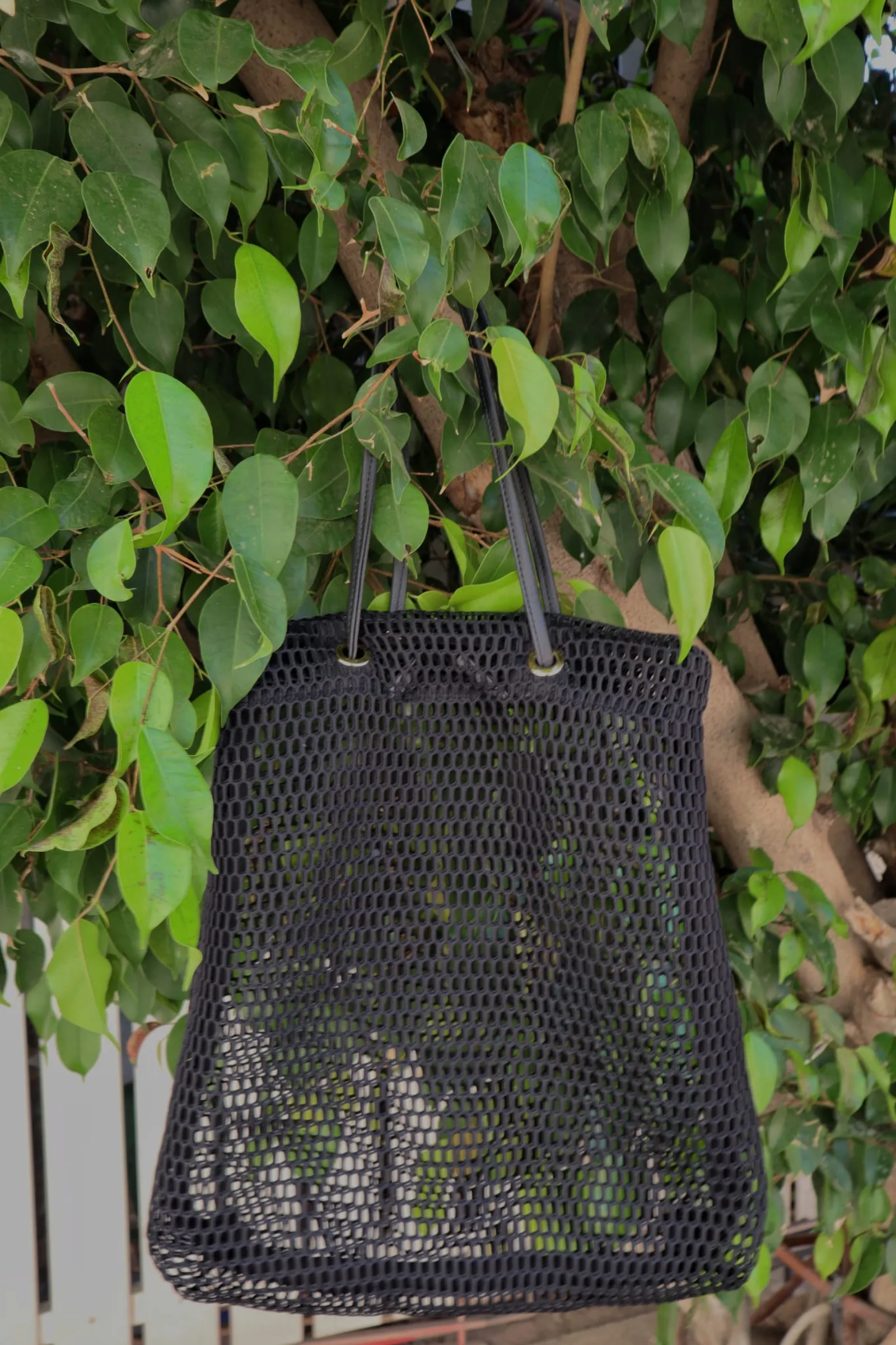 TRAPEZE BAG - BLACK