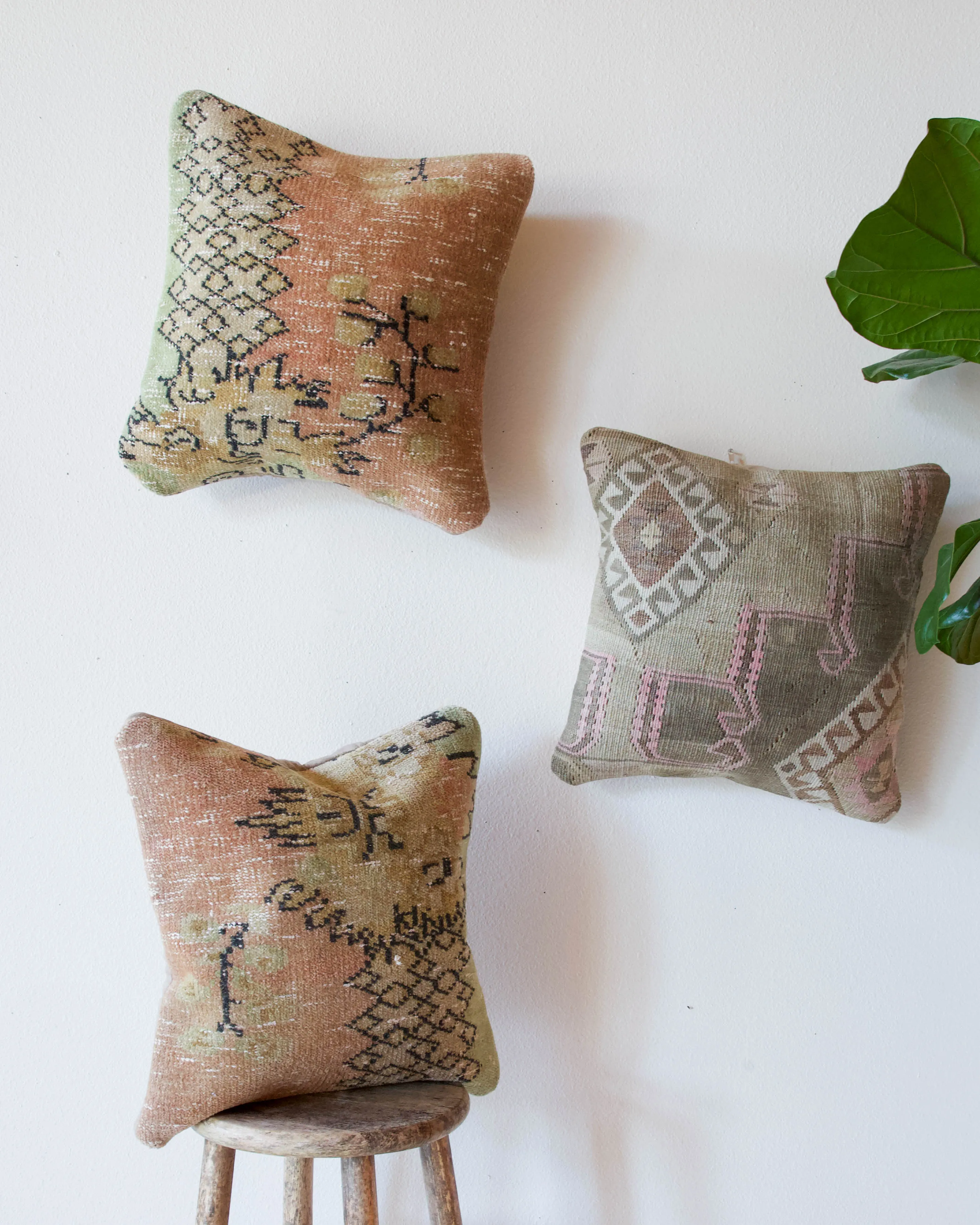 Turkish Kilim Pillow 20"x20"