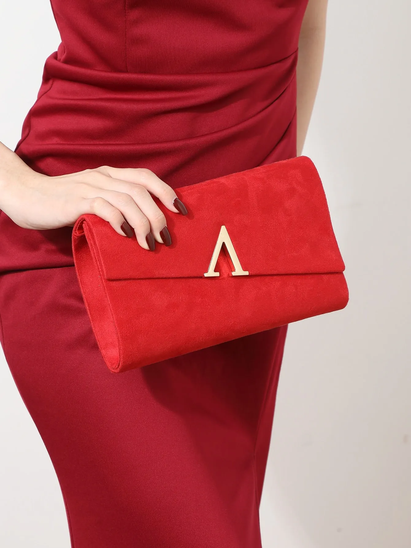 V-shaped Velvet Flap Square Handbag - Red- FD ⚡