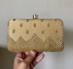 Vinnu P Gold Velvet Hand Embroidery Clutch