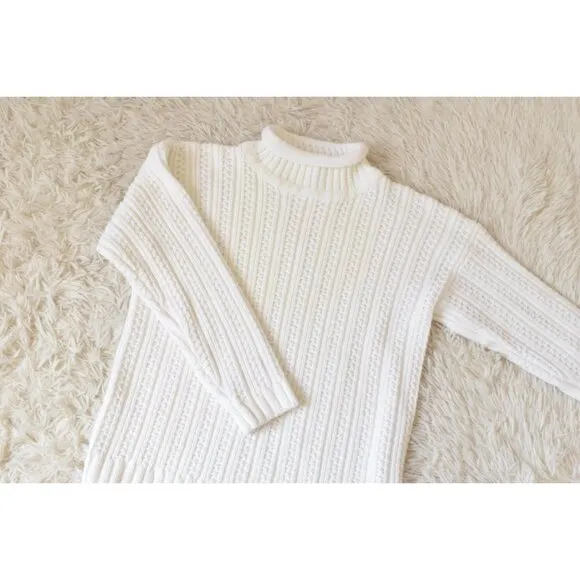 Vintage 90s High-neck Acrylic Snowflake  Sweater size M