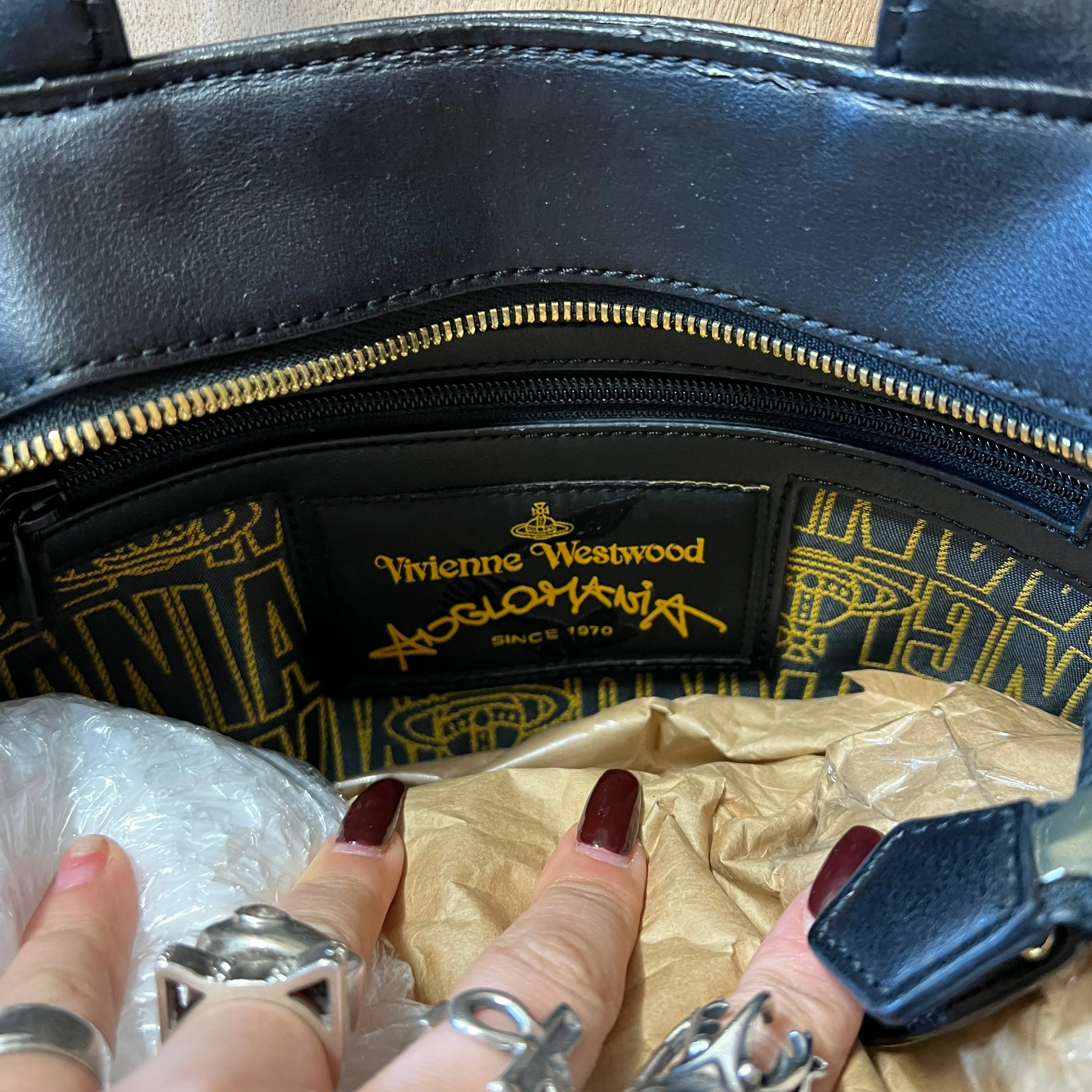 VIVIENNE WESTWOOD 1990s handbag as is