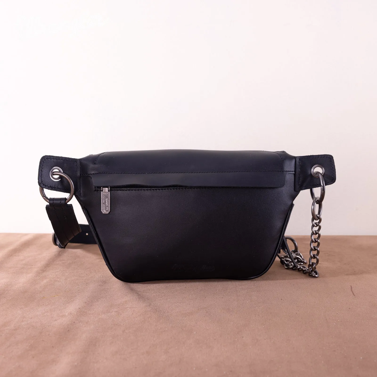 WG30-194 Wrangler Genuine Leather Belt Bag - Black
