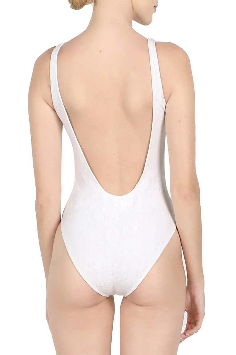 White Lace Nageur