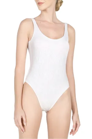 White Lace Nageur